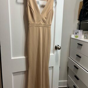 Elegant Tan Sleeveless Dress